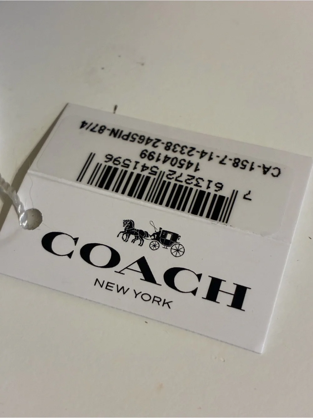 Coach Elliot watch featuring a blush leather strap and stainless back- NEW - Picture 8 of 9